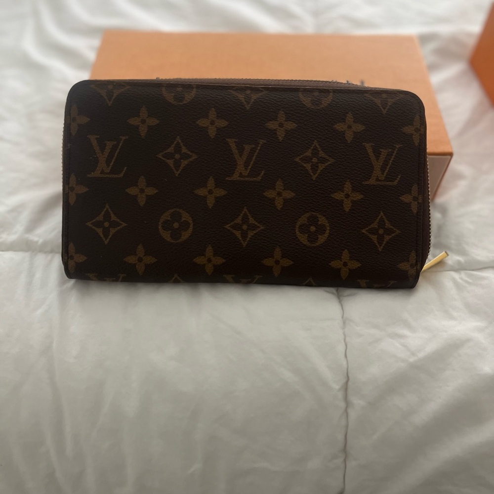Louis Vuitton Wallet